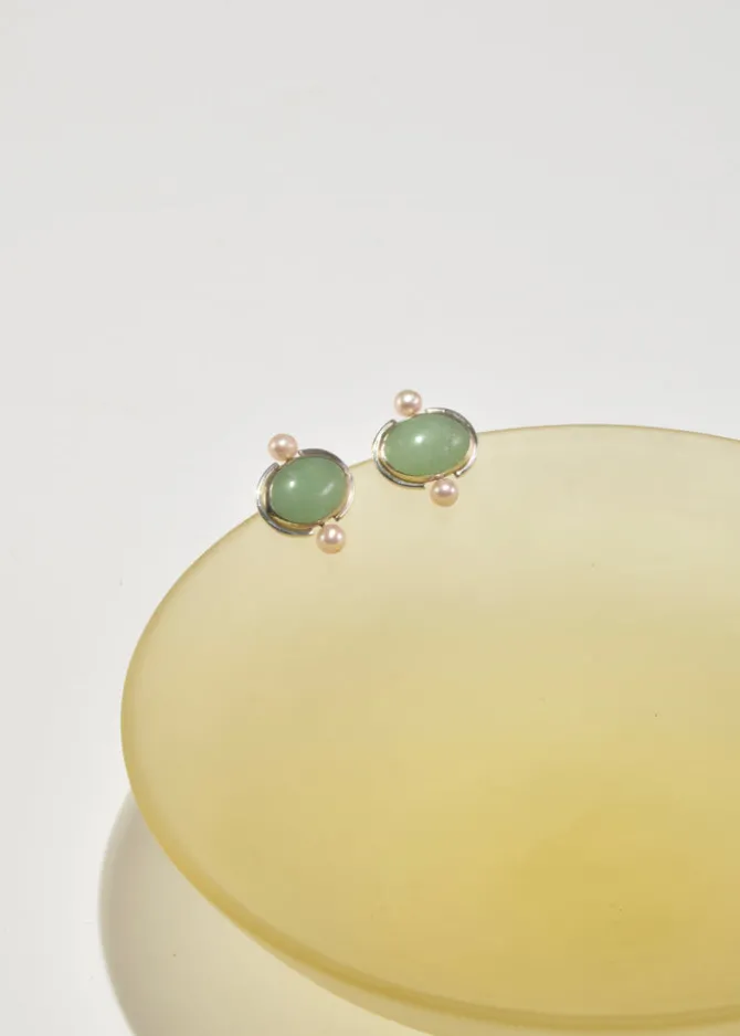 aventurine-pearl-earrings-iDOnLfLT-1.webp Aventurine Pearl Earrings