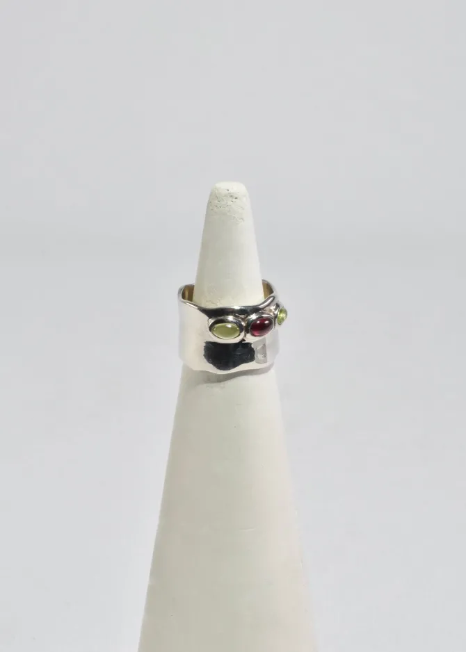 citrine-ruby-peridot-ring-yPKiCKwm-2.webp Citrine Ruby Peridot Ring