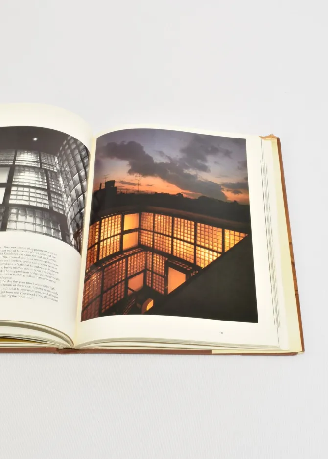 decorative-art-and-modern-inte-coYEtlJe-5.webp Decorative Art and Modern Interiors