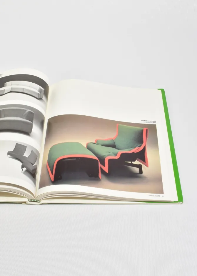 designed-by-architects-in-the-zhhhLpgl-1.webp Designed by Architects in the 1980s