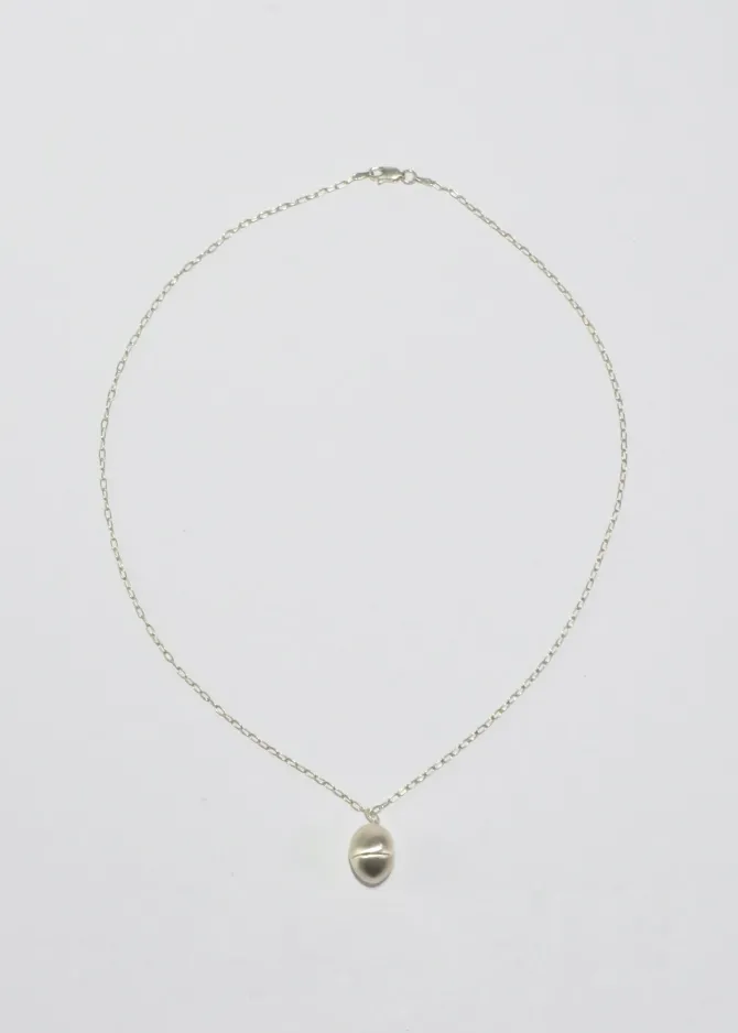 egg-pendant-necklace-gxglfXxi-1.webp Egg Pendant Necklace