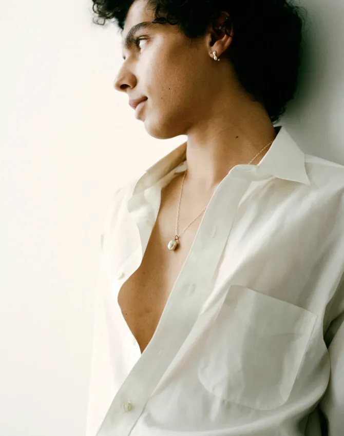 egg-pendant-necklace-gxglfXxi-2.webp Egg Pendant Necklace