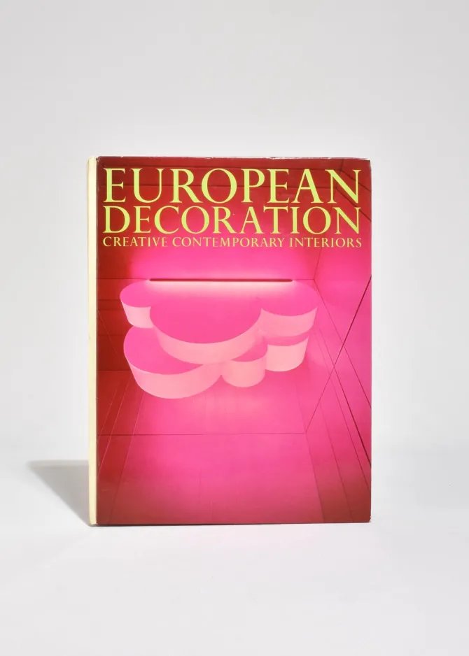 european-decoration-XcujmMVw-0.webp European Decoration