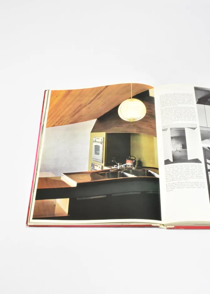 european-decoration-XcujmMVw-2.webp European Decoration