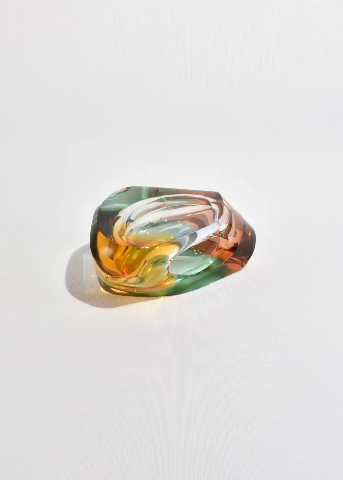 faceted-colorful-vase-etBETQDH-4.webp Faceted Colorful Vase