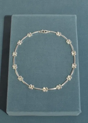 Flower Collar Necklace
