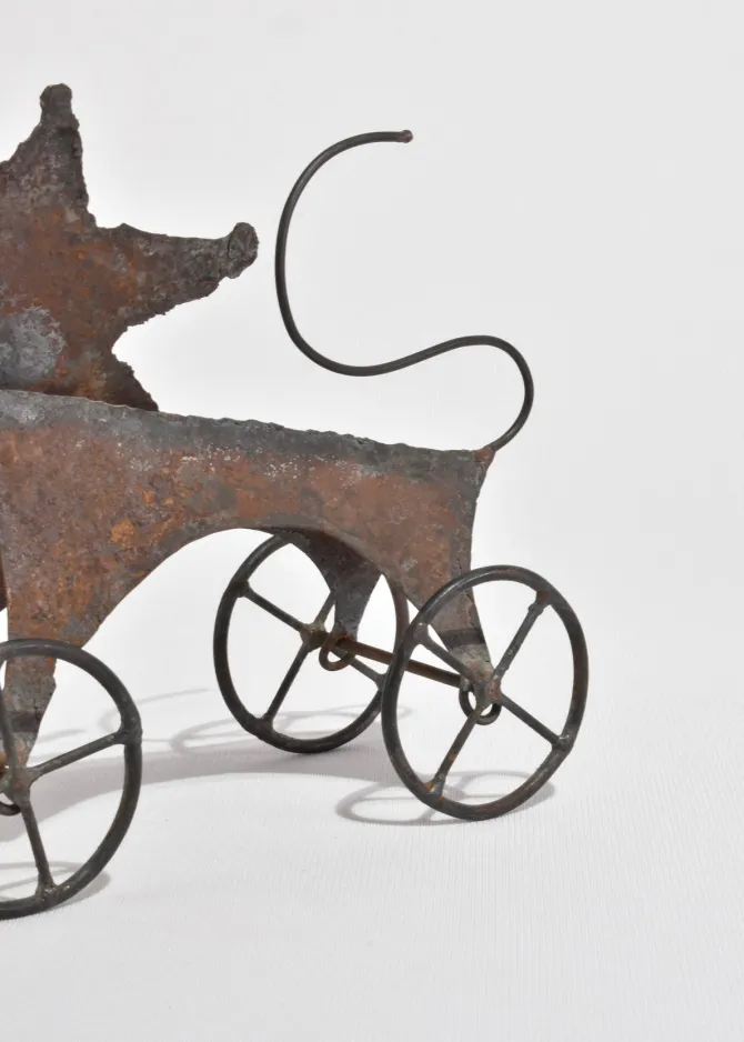 folk-art-lion-sculpture-sIVUNiCC-4.webp Folk Art Lion Sculpture