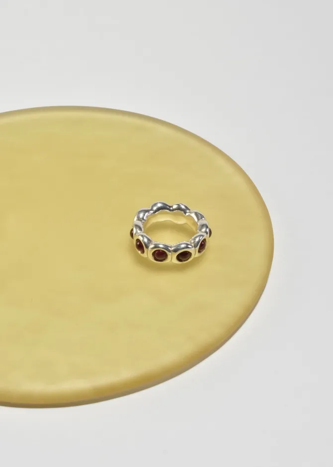 garnet-band-ring-rKiqtdXE-2.webp Garnet Band Ring
