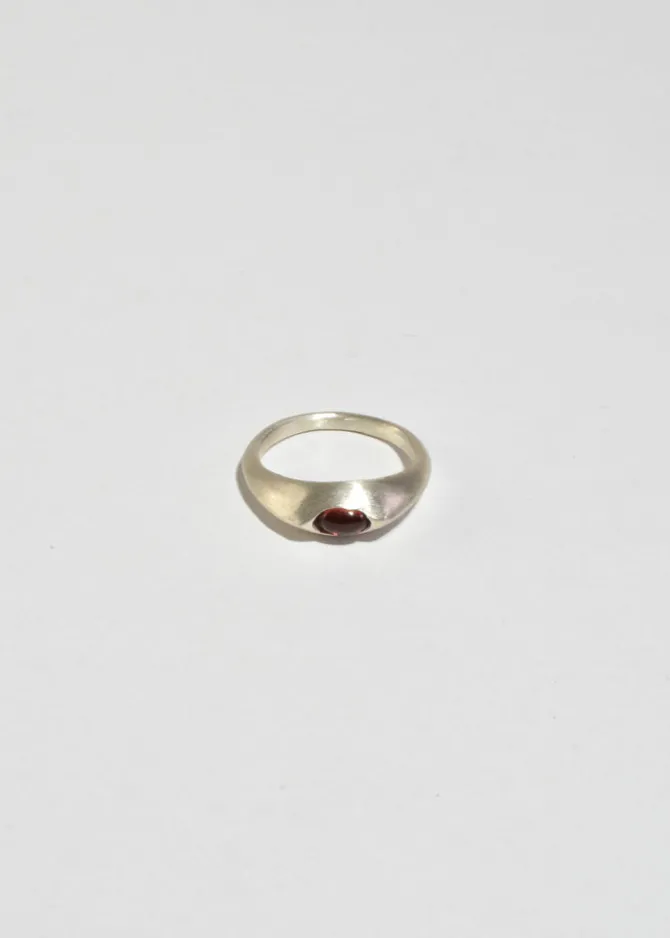 garnet-ellipse-ring-qASqPvLR-1.webp Garnet Ellipse Ring