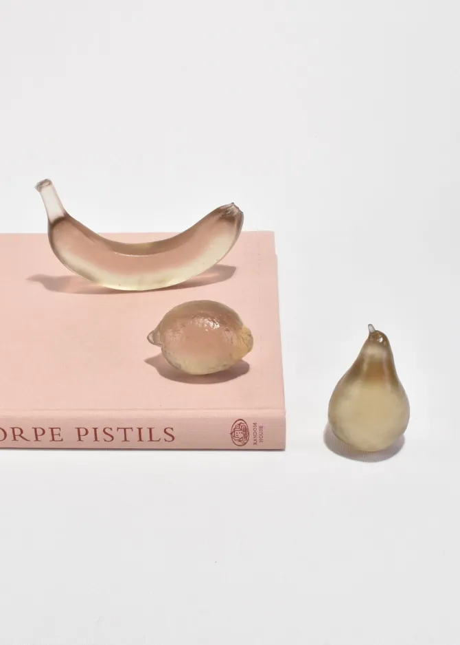 glass-banana-in-pale-bronze-fBvzGYkD-2.webp Glass Banana in Pale Bronze