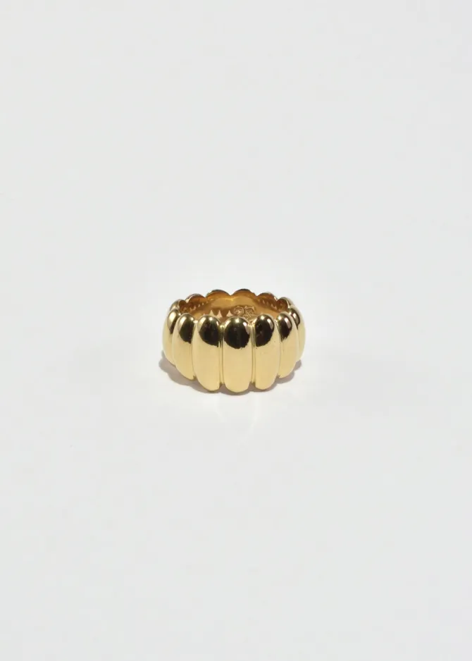gold-flora-ring-MBGyijWI-0.webp Gold Flora Ring