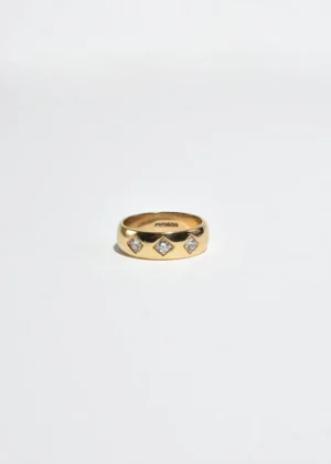 Gold Three Diamond Ring