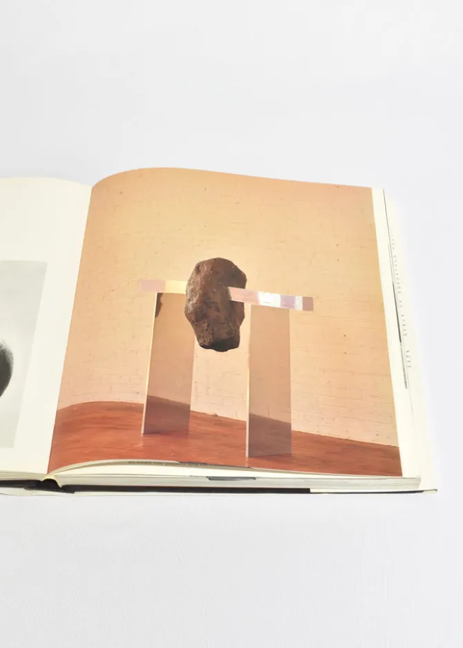 isamu-noguchi-WrrQpyAp-4.webp Isamu Noguchi