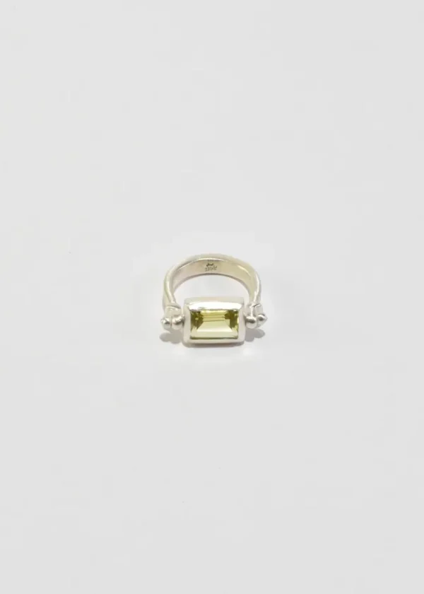 Lime Beryl Sling Ring