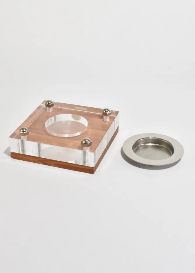 lucite-and-wood-ashtray-XNbyiVvM-4.webp Lucite and Wood Ashtray