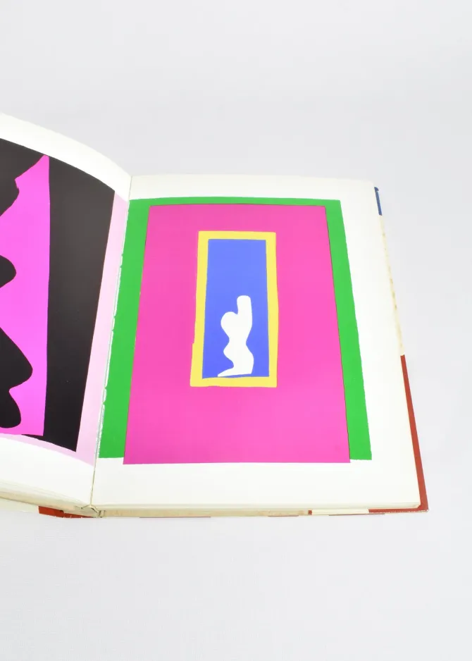 matisse-paper-cutouts-mDPvwLpH-2.webp Matisse Paper Cutouts