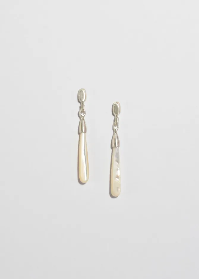 mother-of-pearl-drop-earrings-JylWyecF-0.webp Mother of Pearl Drop Earrings