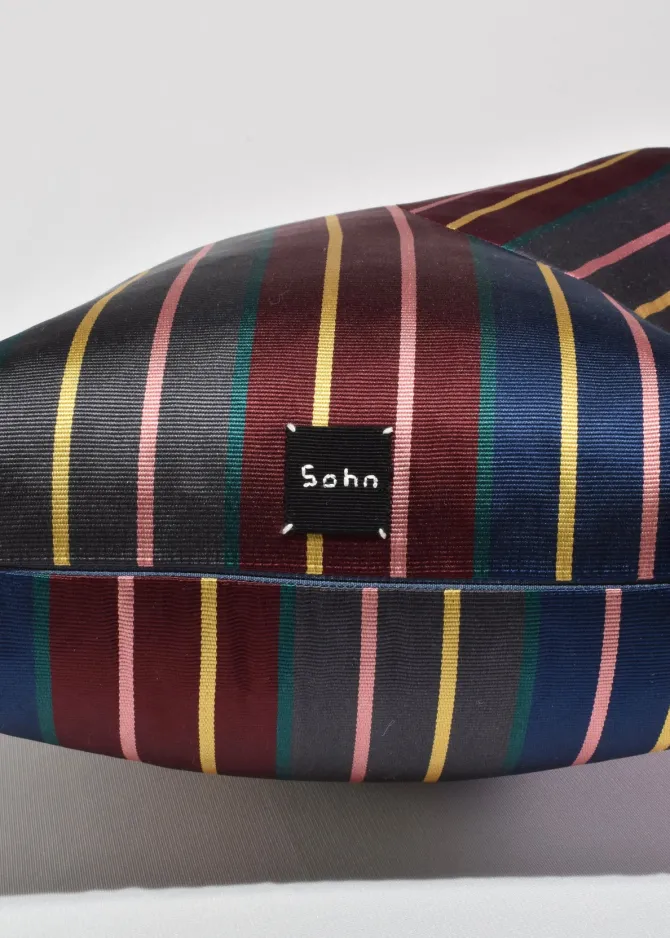 right-hand-pillow-in-striped-s-GvHFKFqp-5.webp Right Hand Pillow in Striped Silk