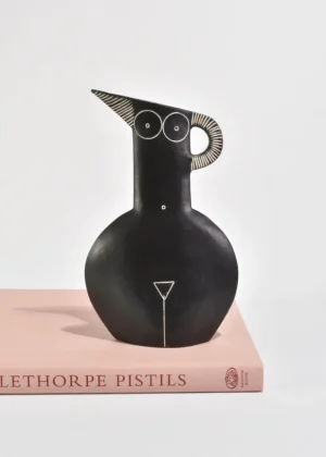 Rotunda Nude Form in Black