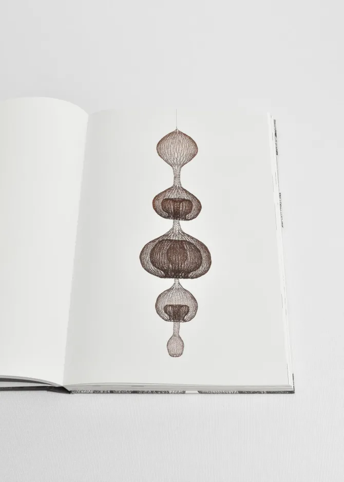 ruth-asawa-sfPMNDqw-1.webp Ruth Asawa