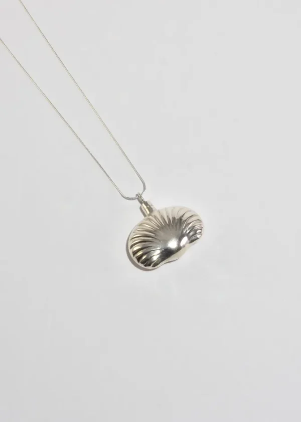 Scallop Shell Perfume Bottle Pendant Necklace