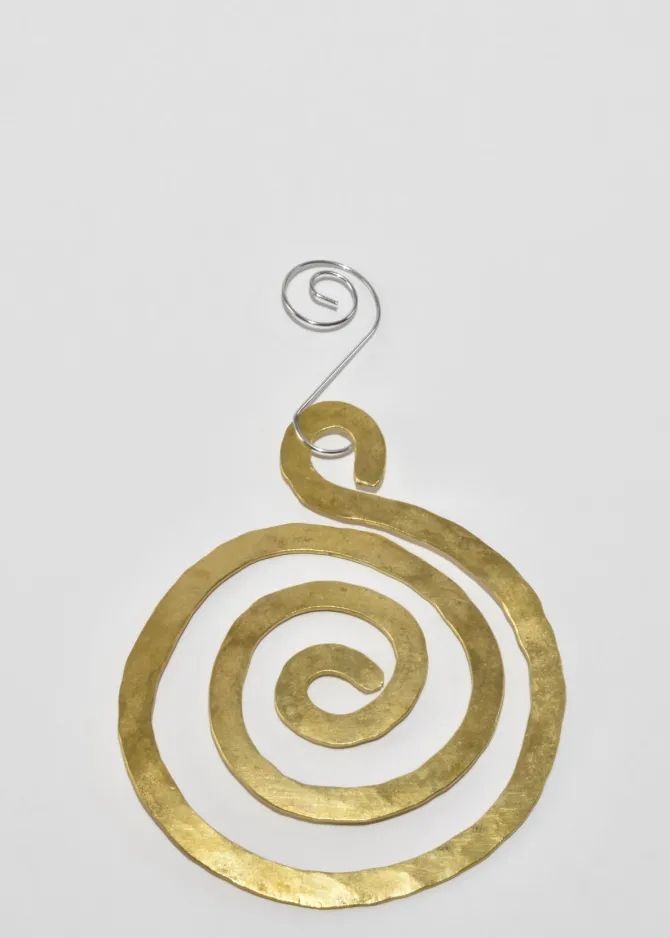 spiral-brass-ornament-sSCLccjK-1.webp Spiral Brass Ornament