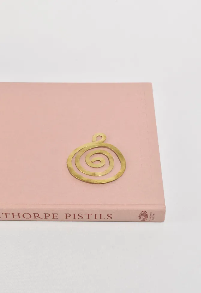 spiral-brass-ornament-sSCLccjK-2.webp Spiral Brass Ornament