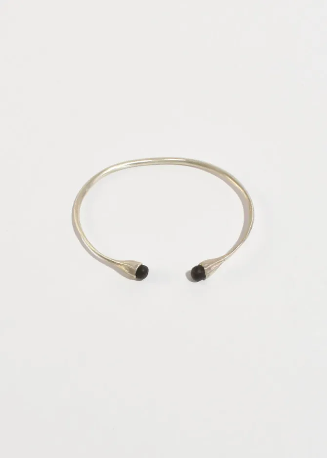 stem-cuff-XmaSoGYr-0.webp Stem Cuff