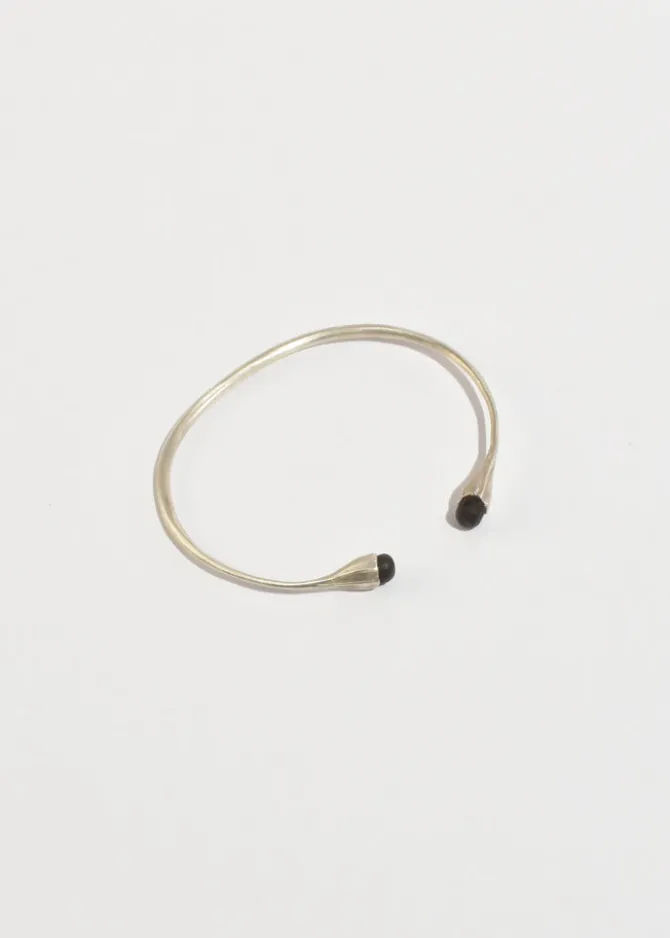 stem-cuff-XmaSoGYr-2.webp Stem Cuff