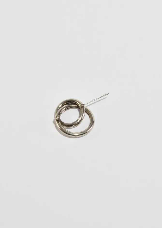 sterling-loop-brooch-tQhrPrlI-2.webp Sterling Loop Brooch