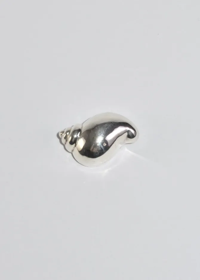 sterling-shell-brooch-QJqfWGYl-2.webp Sterling Shell Brooch