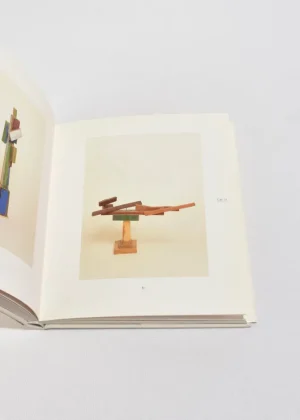 Toys: Esteban Vicente