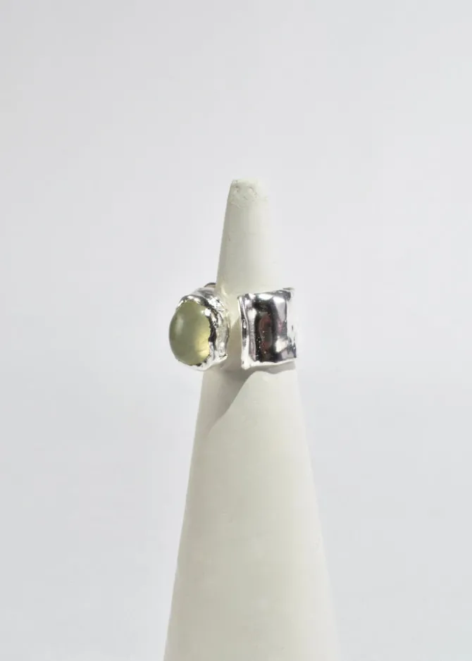 uva-ring-ZdRrJILw-5.webp Uva Ring